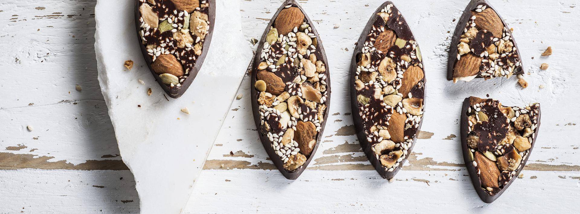 Organic Dark chocolate snack bars with organic nuts and seeds