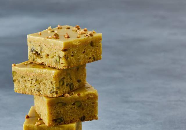 Pistachio & White Chocolate Brownie