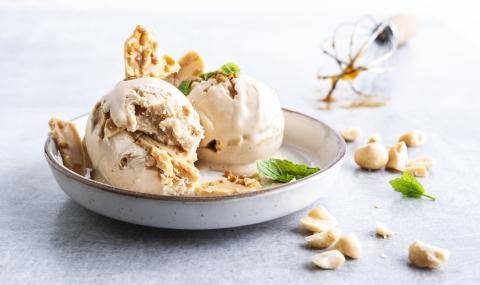 ICE CREAM MACADAMIA