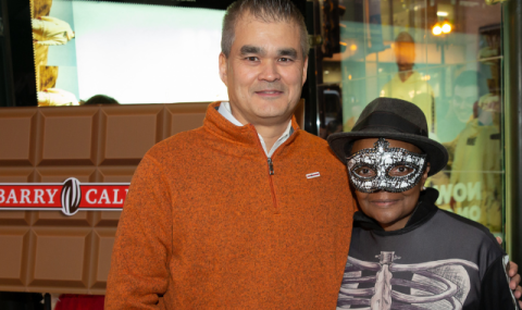 President & CEO Steve Woolley with Chicago Mayor Lori E. Lightfoot