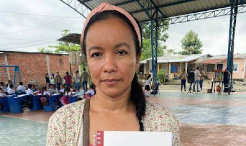 Alicia Zambrano, parent