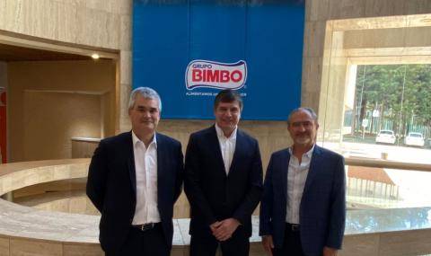 Signing at Grupo Bimbo - Barry Callebaut