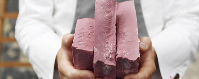 Barry Callebaut reveals the fourth type in chocolate: Ruby